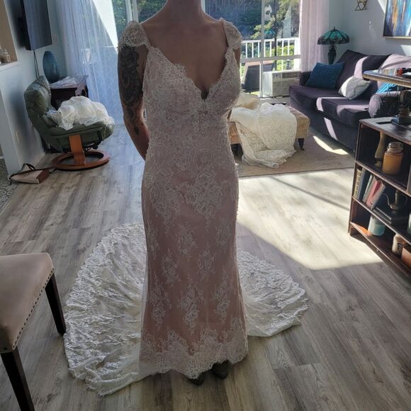 beaded scalloped wedding dress Long Mermaid Sweetheart Spaghetti Straps Tulle Beading Wedding Dress with Ruffles